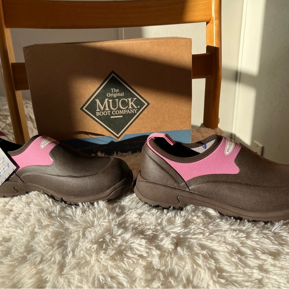 The Original Muck Boot Company size 5, true to size. New with tags. - Picture 3 of 10